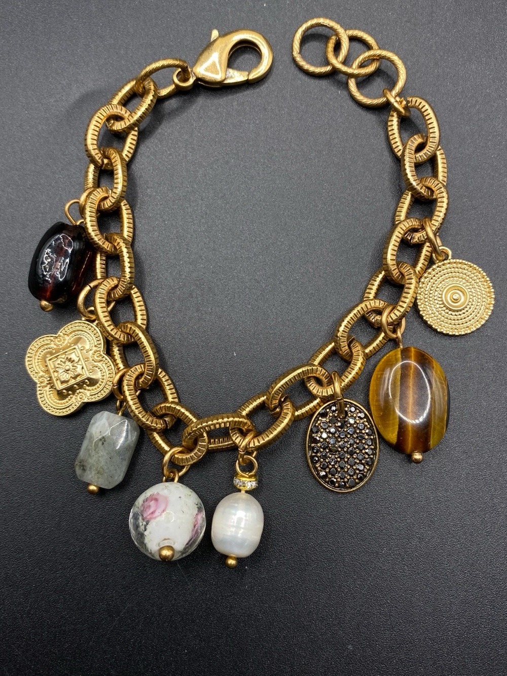 CHICO’S Gold Charm Bracelet Natural Stones Pearl Beads 7”-8”